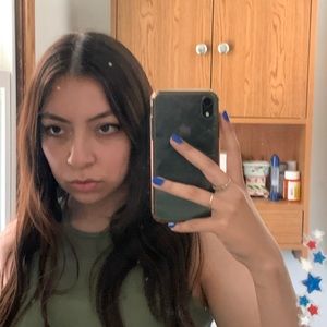 Meet your Posher, Annie